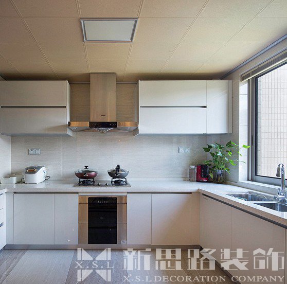 記?。》孔忧f不要這樣裝！